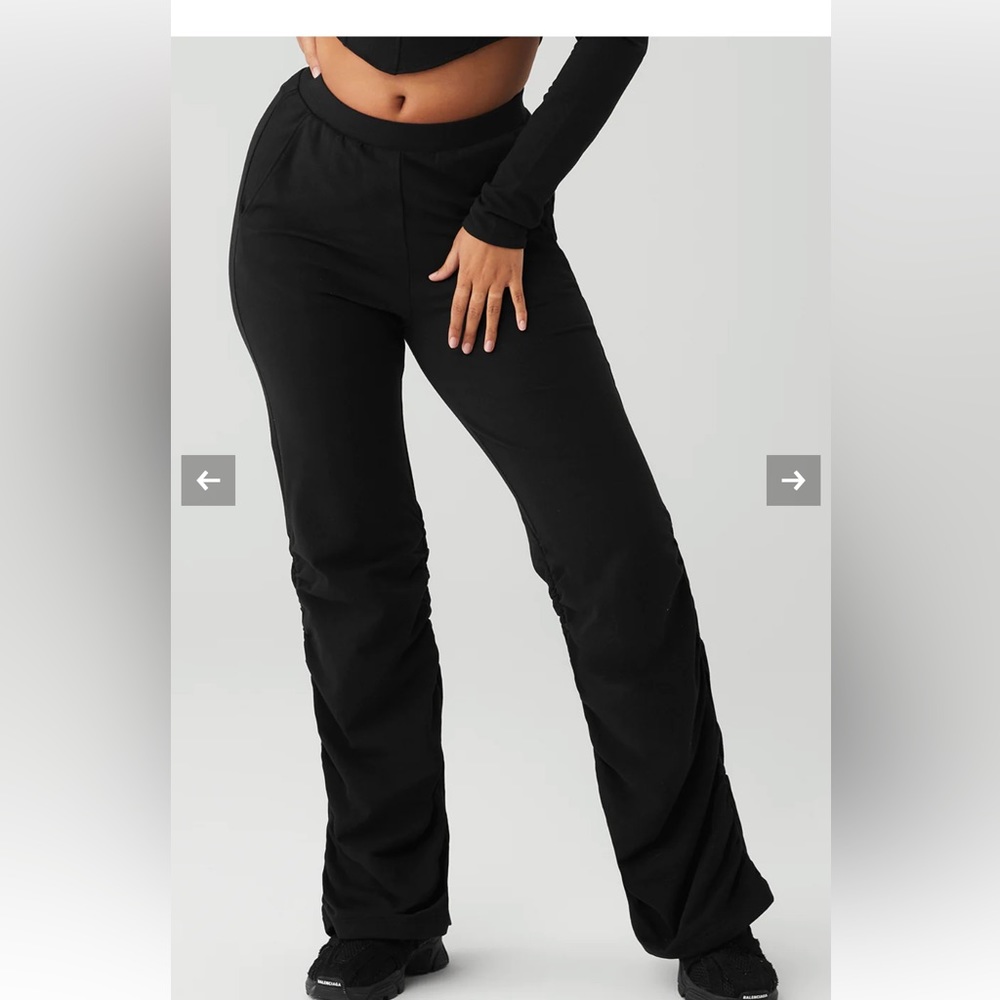 ALO Ruched Soft Sculpt Pant